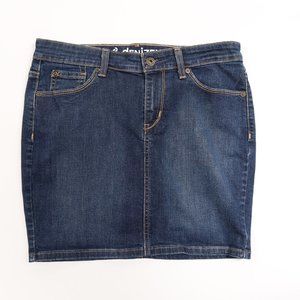 Denizen from Levi's Denim Mini Skirt	Blue	Size	8